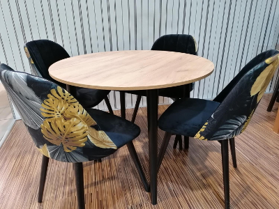 Krzesła tapicerowane Rio